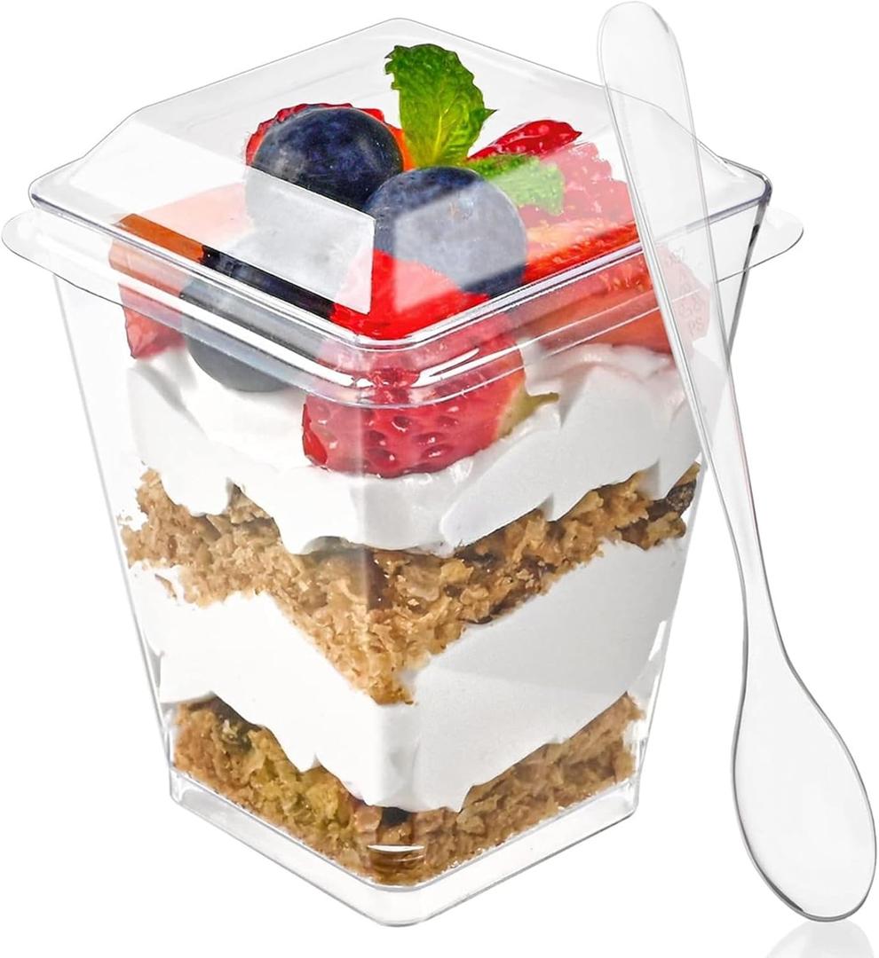 Zezzxu 50 Pack 5 oz Plastic Dessert Cups with Lids and Spoons, Banana Pudding Cups with Lids Mini Dessert Shooters for Party Individual Yogurt Parfait Jello Fruit Trifle