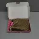 Ombre Ash Blonde Long Wavy Wig for Women 28 Inch Natural Wavy Middle Part Curly Wig Heat Resistant Fiber Synthetic Wig for Party Halloween Cosplay Dialy Use wig