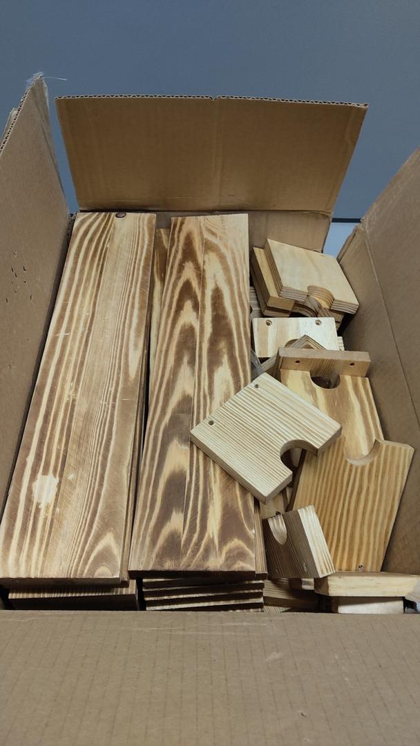 Wooden Tiered Riser Display Stands for Vendor Events,Stackable Perfume Organizer Cologne Stand for Men Women