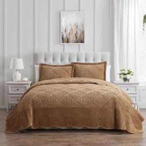 VCNY Home - Full Quilt Set, 3-Piece Plush Bedding with Matching Shams, Elegant Room Decor (Westland Caramel, Full)
