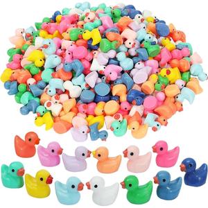 50Pcs Luminous Mini Resin Ducks Tiny Duck Glow in the Dark Small Animal to Hide Miniature Figures for Party Favor Colors Random