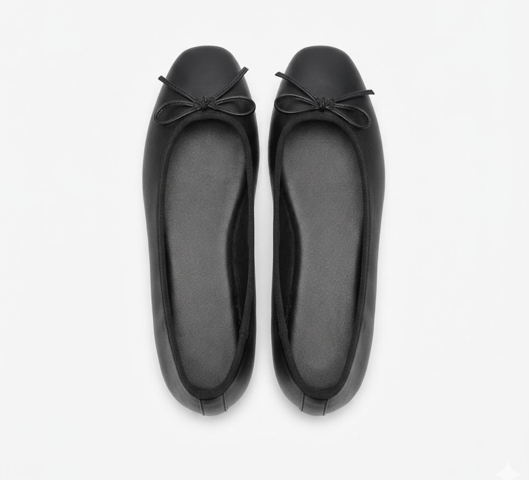 Women’s Modern Cutout Flats, Size 11