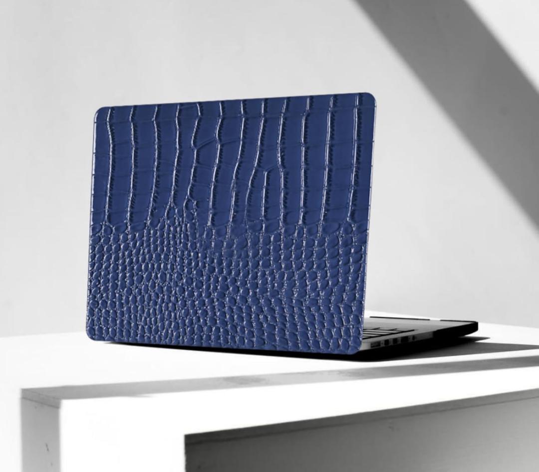 KEROM Compatible for Crocodile MacBook Pro 13 Inch Case 2025-2016 M2 M1 A2338 A2289 A2251 A2159 A1989 A1706 A1708, Textured Aligator Skin Snakeskin PU Leather Hardshell & Keyboard Cover, Blue