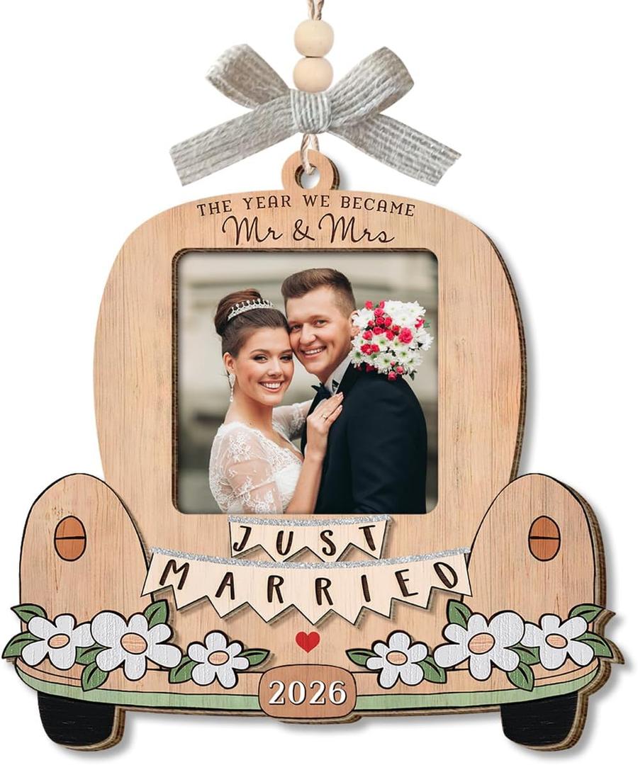 2 x Personalized Wedding Gifts for Couples 2026 - Valentines Day Gifts for Him Her, Bridal Shower Gift for Bride, Newly Wed Gifts for Mr and Mrs Couple, Custom Wooden Ornaments with Picture