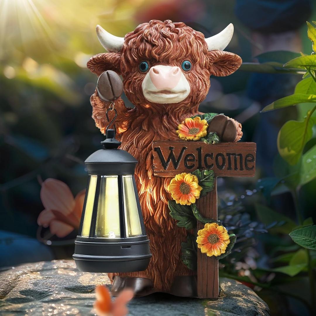 Solar Highland Cow Garden Decoration - Outdoor Waterproof Resin Statues with LED Lantern Lights, Solar Patio Figurines for Yard & Lawn (1-Pack, Auto On/Off), Decor for Inside&Outdoor