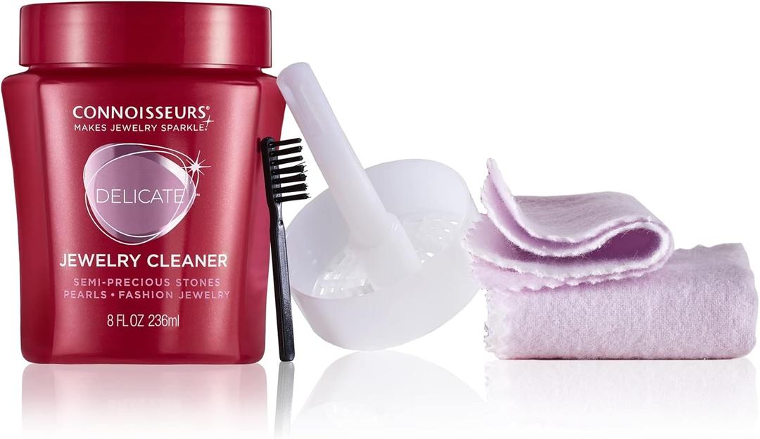 CONNOISSEURS All-Purpose Jewelry Cleaning Kit - Includes Delicate Jewelry Cleaner Solution and 2 Polishing Cloths