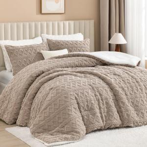 Andency Fluffy Sherpa Queen Comforter Set, Super Soft Khaki Fleece Warm Bedding for Winter, Luxury Jacquard Boho Thick Fuzzy Plush Bed Set 3 Pieces(1 Shaggy Comforter, 2 Pillowcases) (Queen(90''x90''))