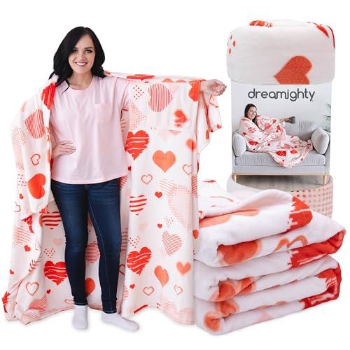 Super Blanky Wearable Blankets for Women - Mothers Day Gifts for Her, Comfy Wearable Blanket Men, Girlfriend Gifts for Women, Grandma Mothers Day Gift Mom, Wife Birthday Gift Ideas - Hearts Blanket