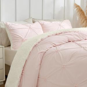 BEDELITE Pituck Fluffy Queen Comforter Set - Super Soft Sherpa Pink Comforter for Queen Size Bed, Luxury Warm Bedding Set for Winter, Fuzzy Bed Set 3 Pieces (1 Comforter, 2 Pillowcases)