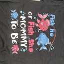 Fish he or Fish she Gender Reveal Family Matching Mommy T-Shirt (Black, M)