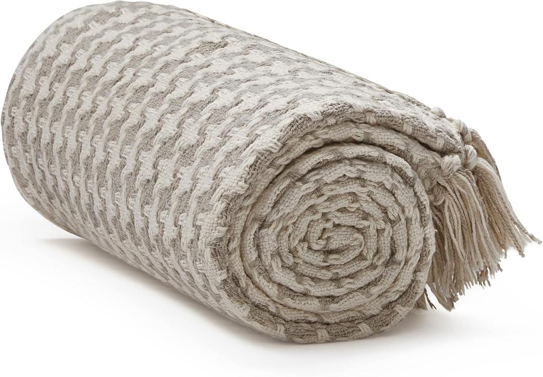 Americanflat 50x60 Throw Blanket - Soft and Breathable Cotton Throw Blanket for Couch, Bed, Chair - Decorative Blanket Perfect for Home, Office, or Outdoor Use - Cream and Beige Houndstooth Blanket