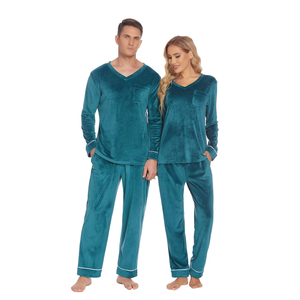 Ekouaer Couples Matching Pajamas Sets Velvet PJs Set for Men and Women Velour Long Sleeve Sleepwear S-XXL