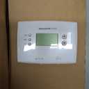 Honeywell Home RTH2510B1018 7-Day Programmable Thermostat