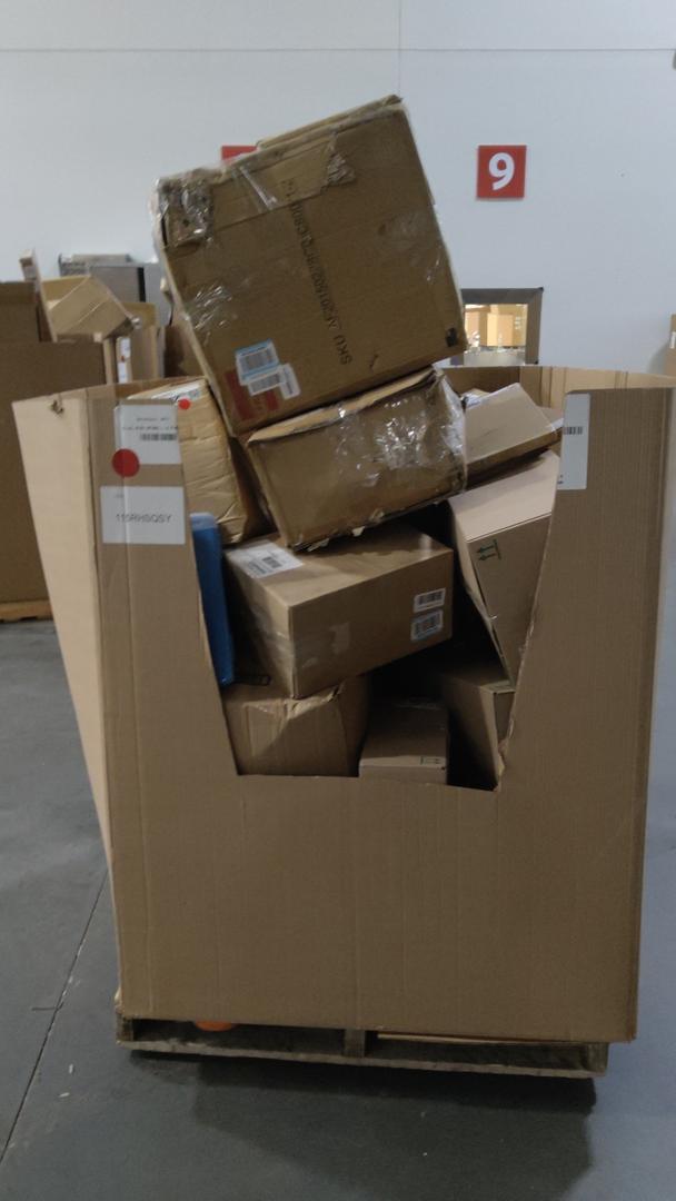 Pallet of Salvage Items