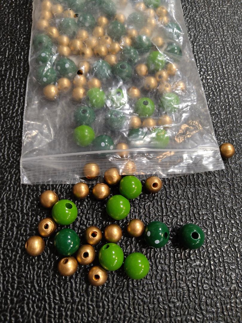 Gold and Green Wooden Beads, Unfinished Round Bulk Spacer Wood Beads for DIY Crafts, Garlands Farmhouse Decor, Jewelry Bracelet Necklace Making, Christmas Holiday Decoration