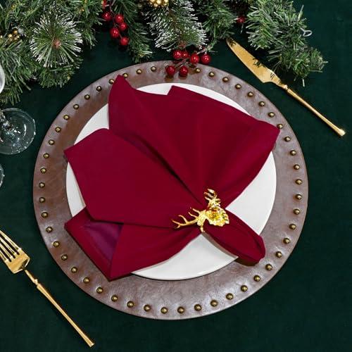 ZIWUROAD Christmas Red Napkins, 6 Pack Velvet Dinner Napkin, Soft Washable Reusable Cloth Napkins, Table Napkin for Dinner, Restaurant, Wedding, Christmas Party -18x18 Inch