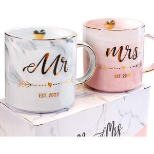 VILIGHT Wedding Gifts for Couples Married 2022 - Mr and Mrs est 2022 Mugs - Marble Coffee Cups Set