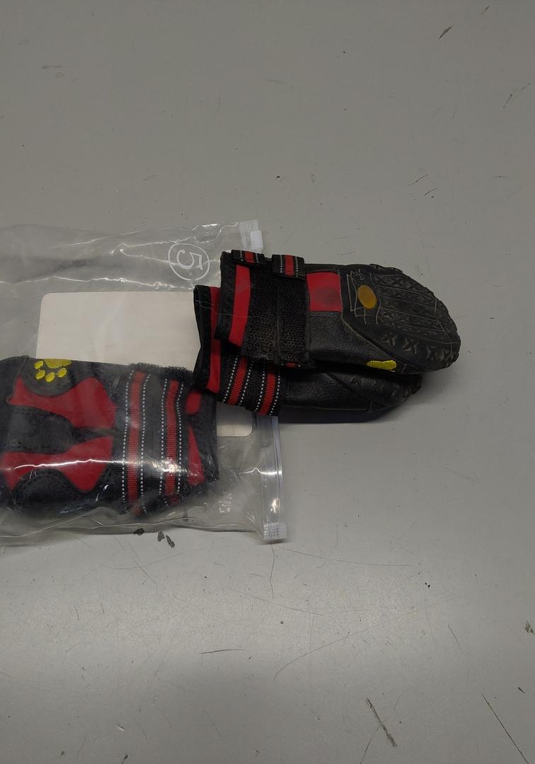 CovertSafe& Dog Boots for Dogs Non-Slip, Waterproof Dog Booties for Outdoor, Dog Shoes for Medium to Large Dogs 4Pcs with Rugged Sole Black-Red, Size: Size 5: （2.7''x2.3'')(L*W) for 41-60 lbs