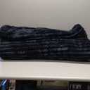 Smoofy Fluffy Queen Comforter Set 3 Pieces - Black Fleece Fluffy Comforter Set, Luxury Fuzzy Queen Bedding Set, Soft Warm Bed Set All Season, Heavy Faux Fur Comforter with 2 Pillow Cases