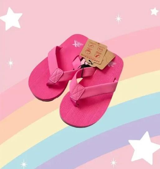 NWT ZeroXposur Kid’s Size 1/2 Pink Flip Flops for Girls