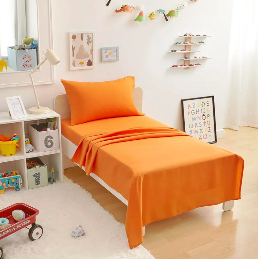 Amazon Basics Kid's Soft Easy-Wash Lightweight Microfiber 3-Piece Sheet Set, Toddler, Bright Orange, Solid