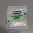 Oral-B Floss Picks Fresh Mint with Scope Freshness, Shred Resistant, 75 Count (Pack of 5)