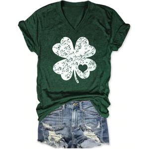 Butovek Womens St Patricks Day V Neck Shirt Funny Lucky Irish Shamrock Graphic Short Sleeve Tops Casual Spring Tees (Green, L)