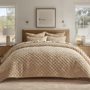 EVERGRACE Luxury Velvet Quilt Set King Size, Diamond Quilted Lightweight Velvet Comforter for All Season, Ultra Soft Oversized Bedspread Coverlet Bedding Set with 2 Pillow Shams, Beige Taupe | Luxe Velvet, Soft, Opulent Sheen, Beautiful Colors, Oversized, Oeko-Tex Certified (KING/CAL.KING (108" x 96"))