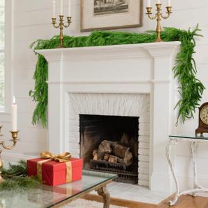 9Ft 1PCS Artificial Norfolk Pine Garlands, Real Touch Winter Pine Garland, Green Artificial Greenery Garland for Table, Mantle, Wall, Indoor, Outdoor Christmas Decorations - 9Ft 1PCS