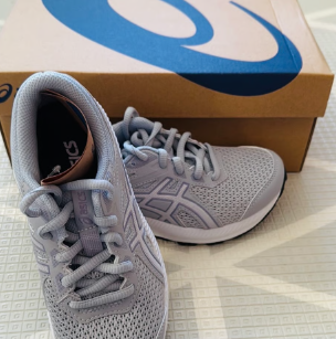 Asics Gray Shoes 7
