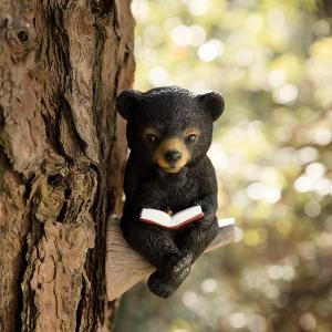 Sitting Bear Tree Hugger with Solar LED Light, Cute Bear Reading Book Garden Statue, Resin Animal Figurine Outdoor Decor, Yard Art Sculpture for Lawn, Yard, Patio, Porch Ornaments