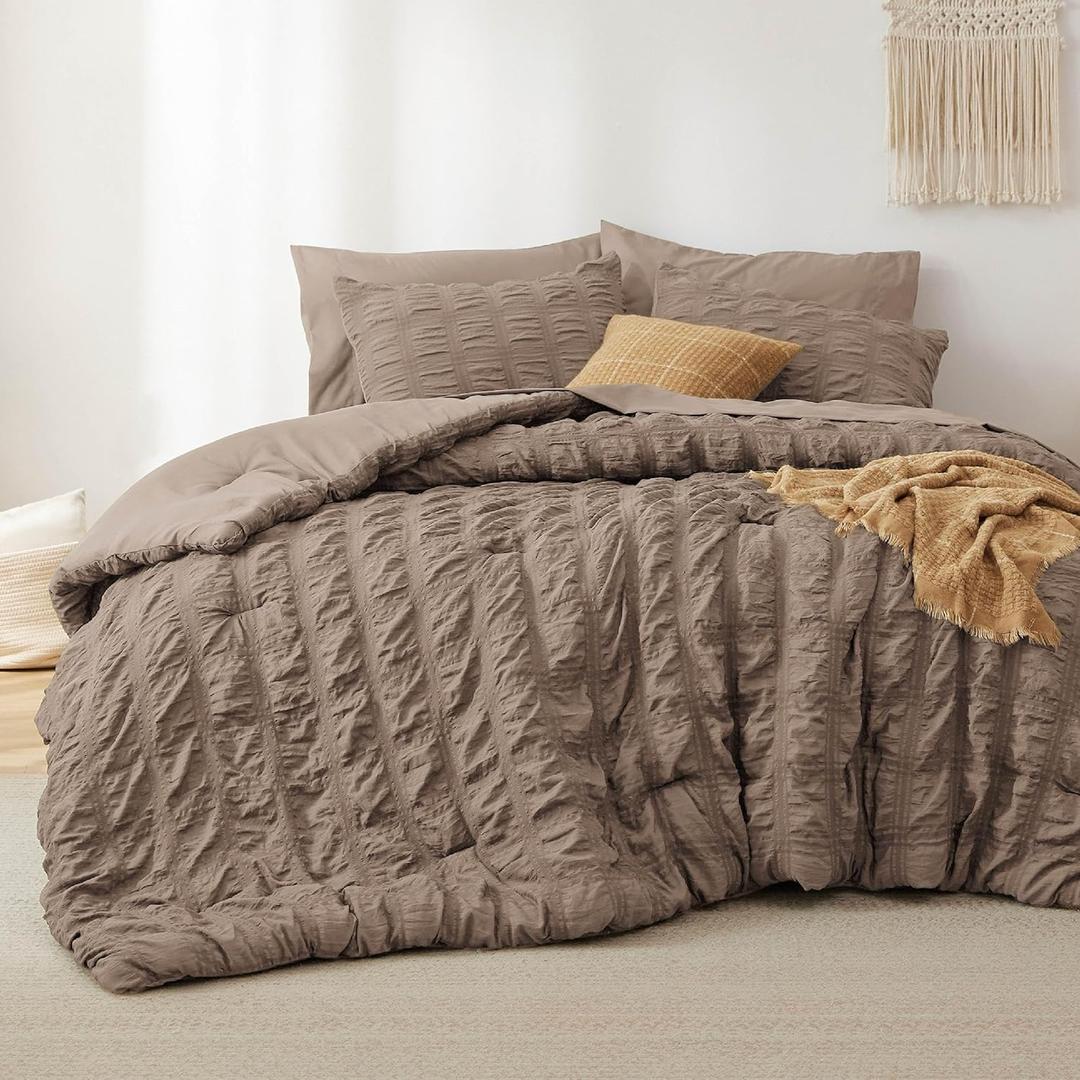 Bedsure Bed in a Bag Queen - 7 Pieces Plaid Seersucker Bedding Comforter Sets, Soft Lightweight Affogat Boho Bed Set with Comforters Queen Size, Sheets, Pillowcases & Shams (02 - Brown)