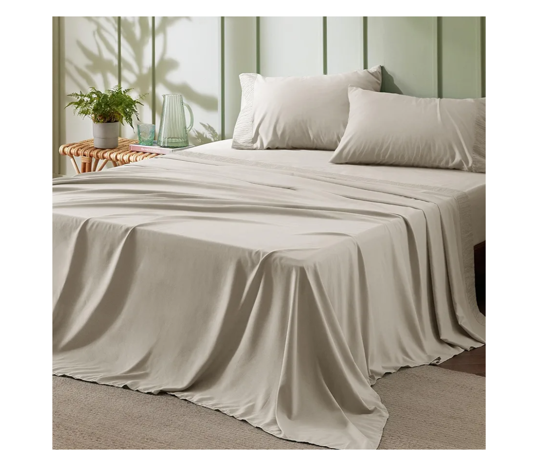 Bedsure Queen Sheet Set - 4 Pieces Soft Queen Size Sheets - Breathable & Cooling - Hotel Luxury - Easy Care Polyester Microfiber Bedding for Women, Men, Linen