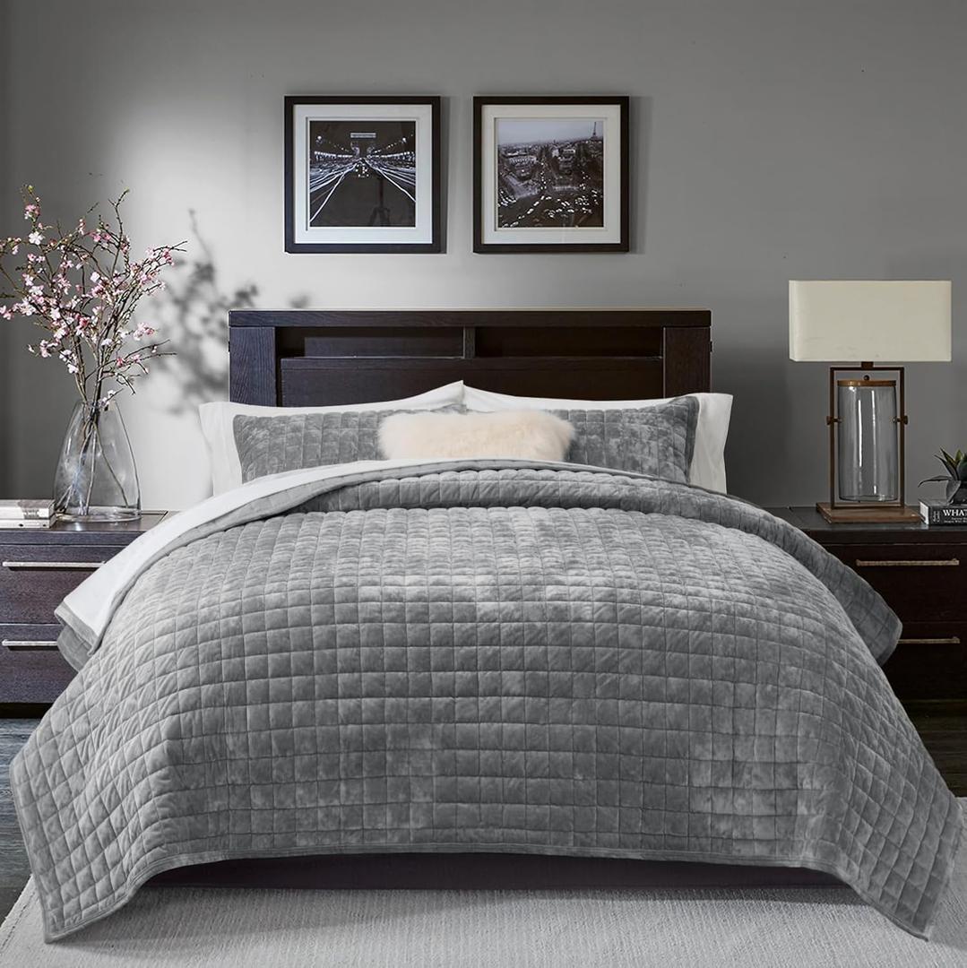 RECYCO Luxury Velvet Quilt Set King Size, Lightweight Velvet Comforter Set, Oversized Bedspread Coverlet Quilted Bedding Set, with 2 Matching Pillow Shams, for All Season, Gray