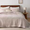 Bedsure Pink Quilts King Size - King Quilt Bedding Set Bedspread Coverlet, Lightweight Corduroy Pattern Bedspread, 3-Piece Set with 106"x96" Coverlet & 2 Pillow Shams, All-Season Soft Microfiber