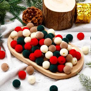 XunYee 100 Pcs Red Green Christmas Velvet Beads for Craft Acrylic 16mm Flocking Beads and Fabric Spacer Christmas Tree Velvet Ornament for DIY Jewelry Making Garland Tiered Tray Tree Decor