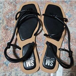 SMNY Molly Black Size 6