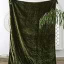 Luxury Crushed Emerald Green Velvet Throw Blanket with Tassels Soft Velvet Boho Sofa Throw for Living Room 120X180 Cms UO