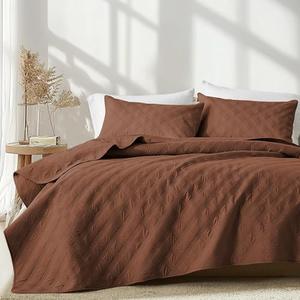 Inron Quilt Set Twin Size, Brown Microfiber Ultrasonic Bedspreads, Lightweight Breathable Coverlet, Modern Geometric Pattern Thin Bedding Set for All Season (1 Quilt, 1 Pillow Sham)