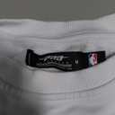 Pro Standard Womens NBA Classic Chenille Crewneck Sweatshirt, Size M