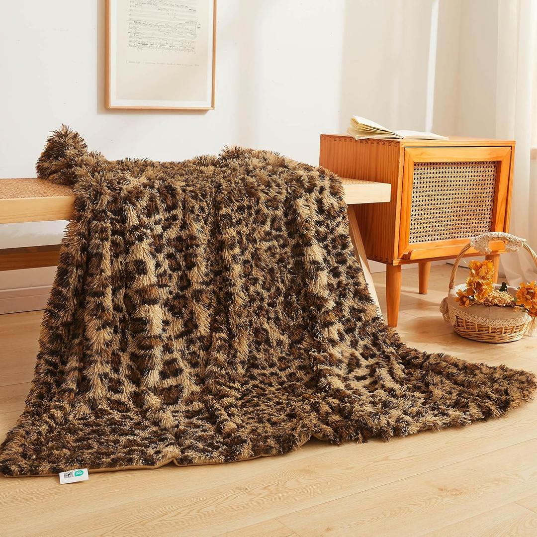XeGe Luxury Faux Fur Leopard Print Throw, Soft 50x60 Cheetah Print Fluffy Blanket, Shaggy Plush Decorative Couch Throw, Cute Furry Fuzzy Animal Print Blanket for Sofa Bed, Brown
