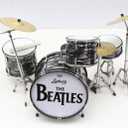 Ringo Starr BEATLES Miniature Drumkit (GM204)