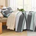 Litanika Quilt Queen Size Sage Green, Stripe Patchwork Summer Bedspread Coverlet 3 Pieces, Soft Lightweight Microfiber Quilted Bedding Set for All Season(1 Quilt, 2 Pillowcases) (Queen(96*90in))