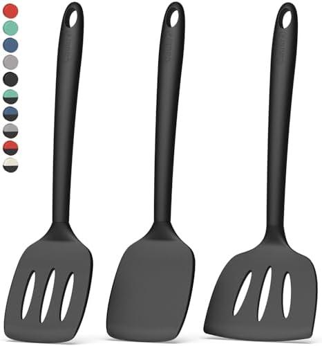 Coukre 2 Pack Silicone Spatula Set, High Heat Resistant, BPA-Free, Fish Spatula, Solid & Slotted Turner for Non-Stick Pans, Flipping Eggs, Pancakes, Fish, Burgers (2, PureBlack)