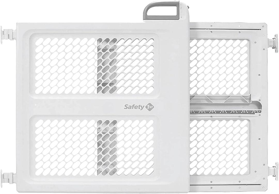 Safety 1st Lift, Lock and Swing Gate 38"W x 26"H