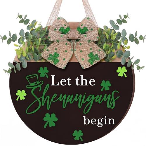 Threehoney St Patrick's Day Wreath Front Door Hanger Decor Rustic Shamrock Wooden Welcome Sign with Floral Bow Vintage Irish Lucky Clovers Farmhouse Hanging Decorations for Home Door Wall Party