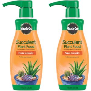 Miracle-Gro Succulent Plant Food, 8 oz., For Succulents including Cacti, Jade, And Aloe