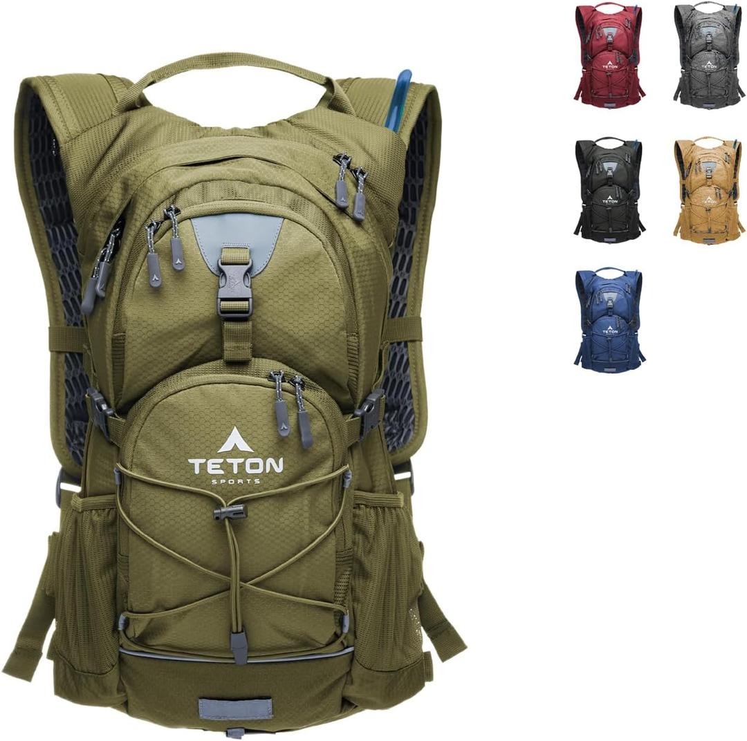 Teton Oasis/Trailrunner Hydration Backpack Lightweight Water Pack with 2L/3L Bladder for Hiking, Running, Cycling, Biking 18L/22L Sizes Sewn-in Rain Cover Fits Men and Women