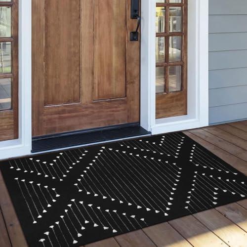 LIVEBOX Black Outdoor Entryway Rug, Washable Boho Porch Rug Cotton Front Door Mat, Moroccan Woven Area Rugs Throw Carpet for Layered Front Door (2.3' x 3.6')