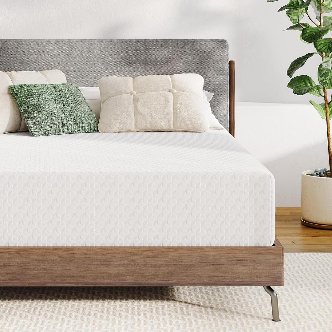 Novilla Full Size Mattress, 10 Inch Memory Foam Mattress Full for Balanced Support & Pressure Relief, Cooling Comfort for Nightlong Refreshment, CertiPUR-US Certified Mattress in a Box, Medium Firm